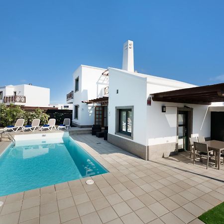 Camelot Holiday Homes By Livvo ปลายาบลังกา ภายนอก รูปภาพ